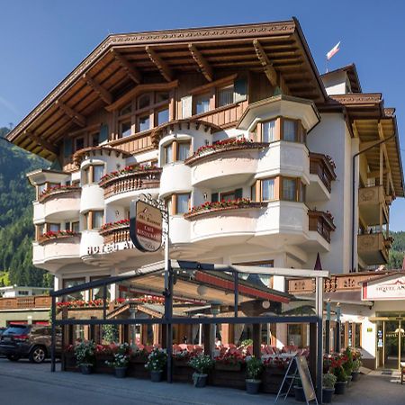 Hotel Andrea Mayrhofen Exteriör bild
